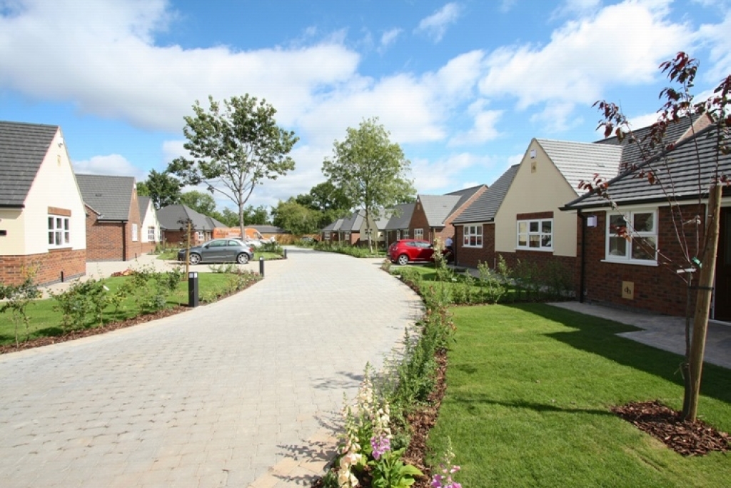 2 bedroom detached bungalow SSTC in Birmingham - Main Image.