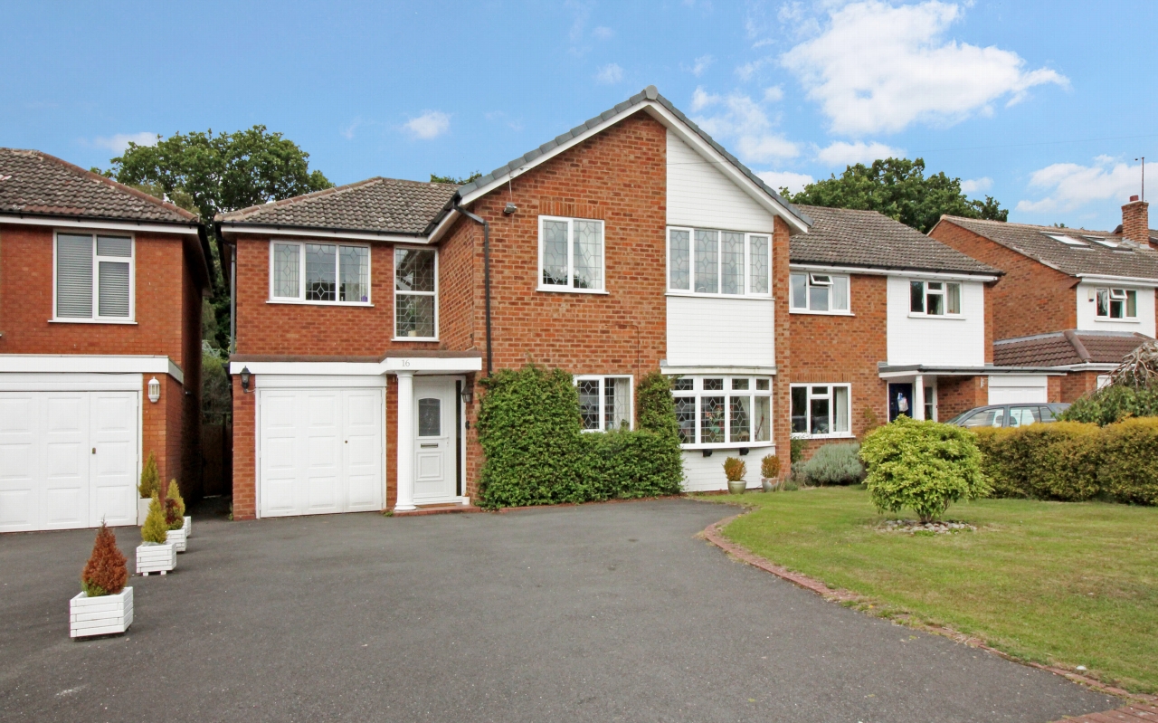 4 bedroom detached house SSTC in Solihull - photograph 1.