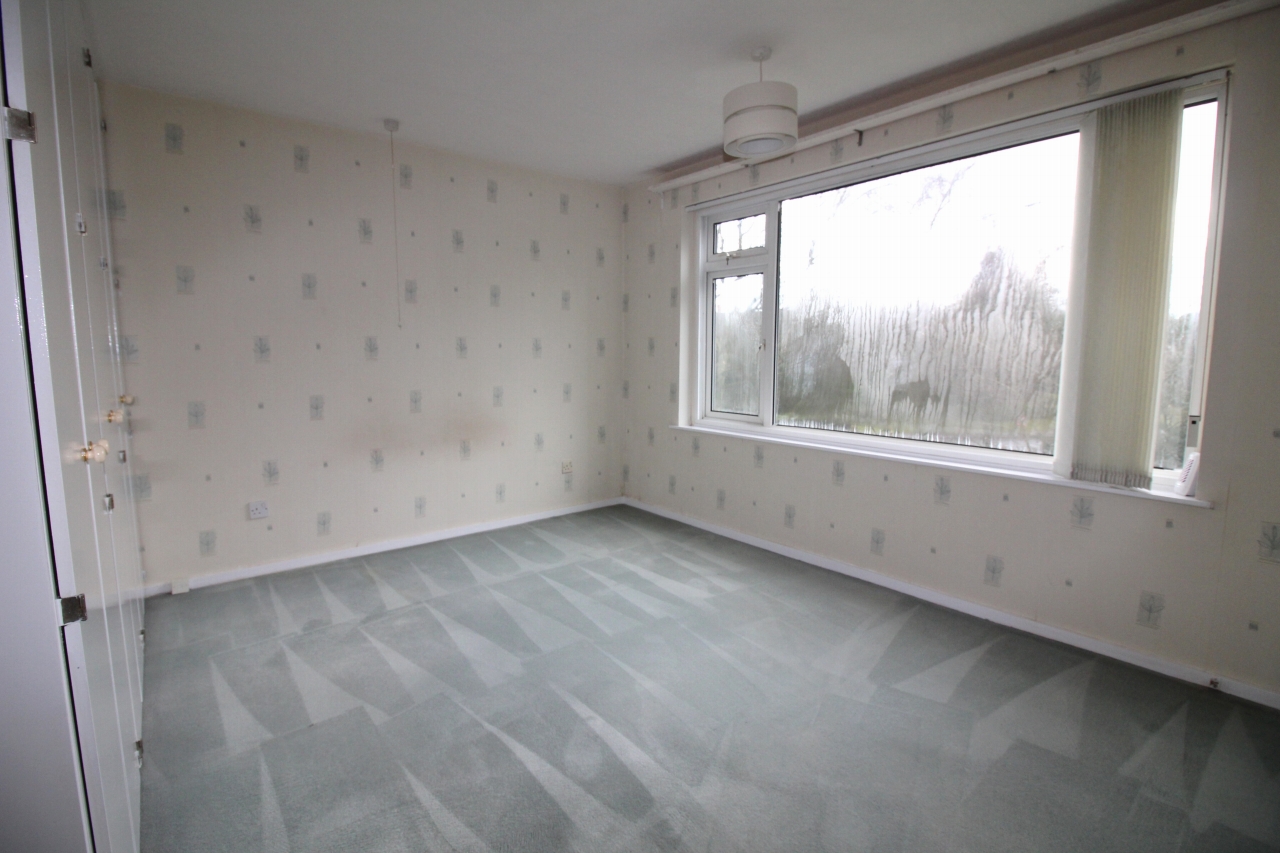 2 bedroom apartment flat/apartment For Sale in Solihull - photograph 10.