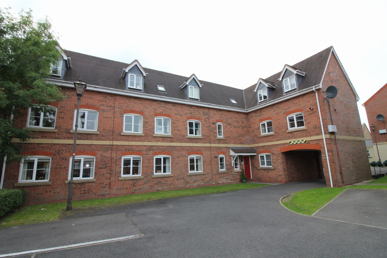 1 bedroom apartment flat/apartment SSTC in Shirley - Main Image.