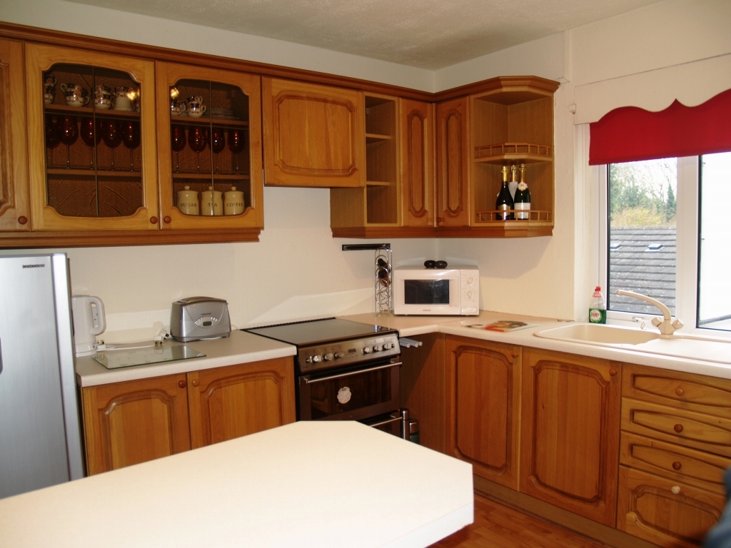 2 bedroom first floor apartment Sold in Birmingham - photograph 3.