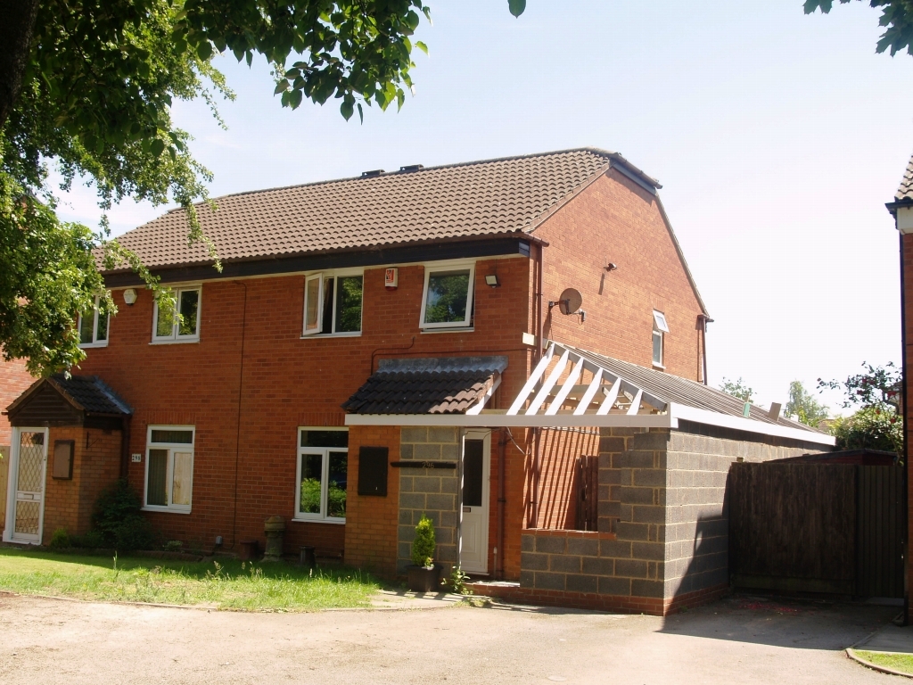 3 bedroom house SSTC in Solihull - Main Image.