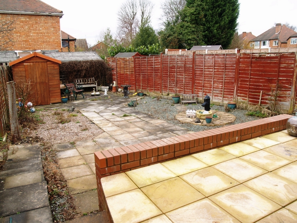 3 bedroom semi detached house Sold in Birmingham - photograph 13.