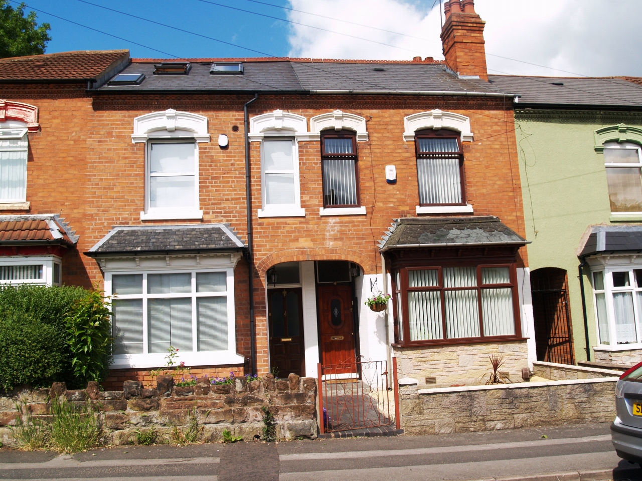 3 bedroom mid terraced house SSTC in Birmingham - Photograph 1.