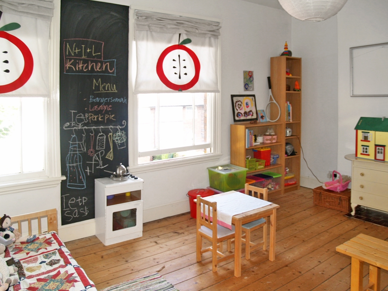 3 bedroom mid terraced house Sold in Birmingham - photograph 7.