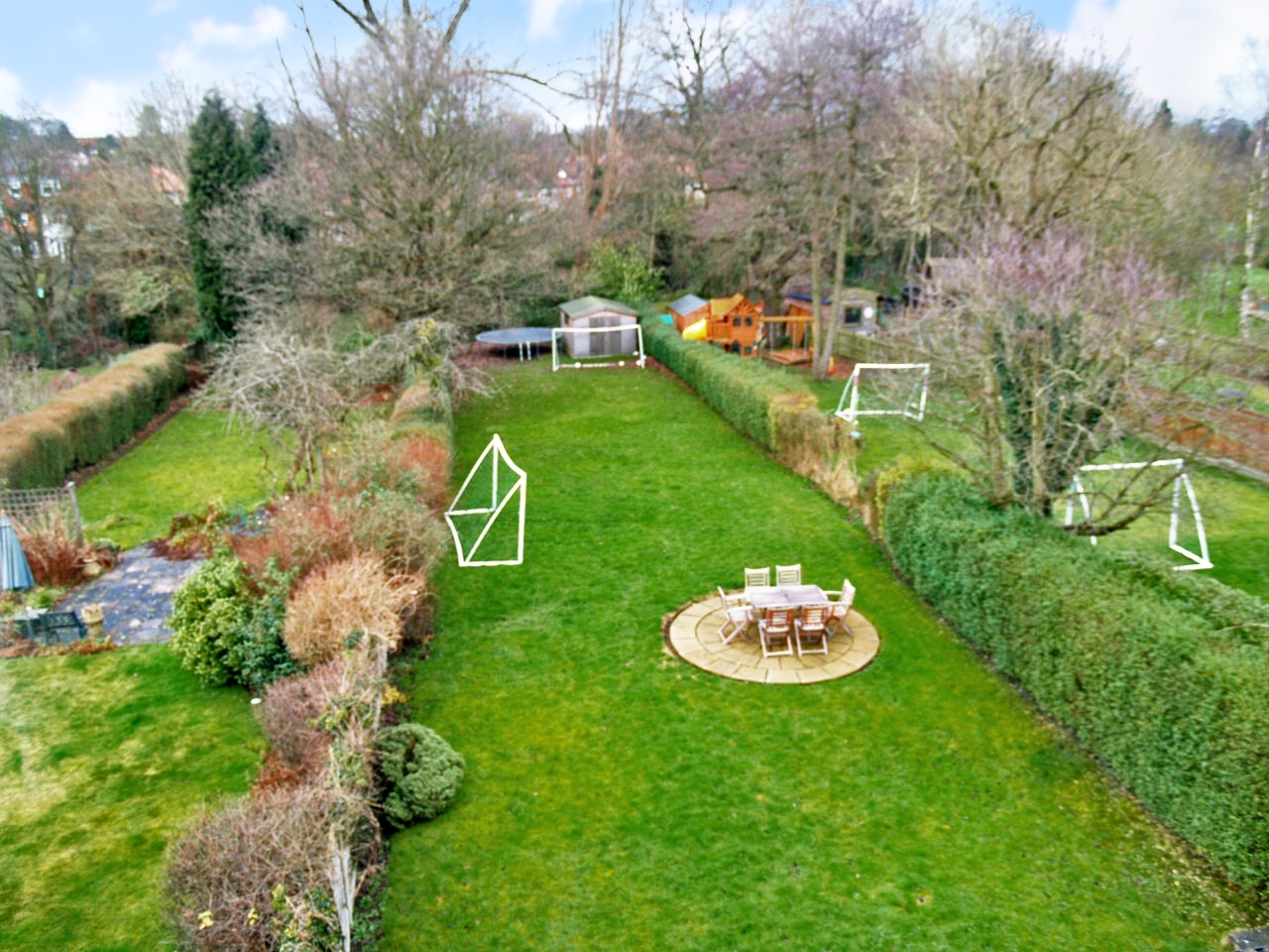 5 bedroom semi detached house SSTC in Solihull - Photograph 10.