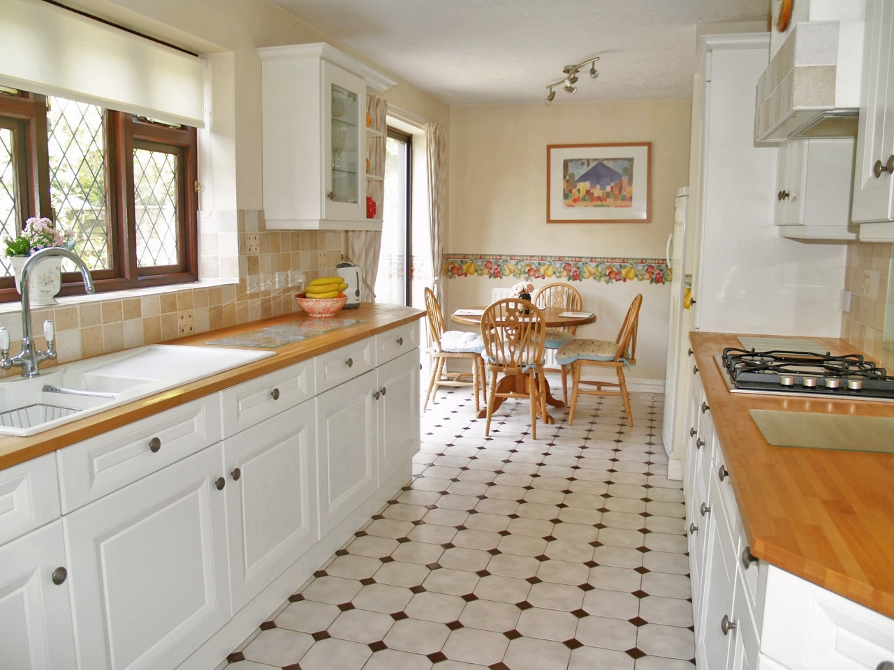 4 bedroom detached house SSTC in Birmingham - photograph 6.