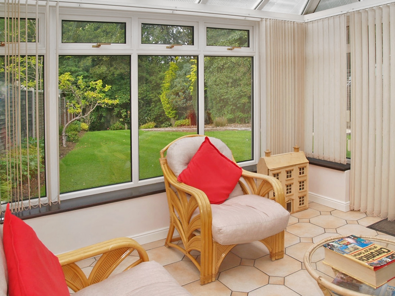 4 bedroom detached house SSTC in Birmingham - photograph 9.