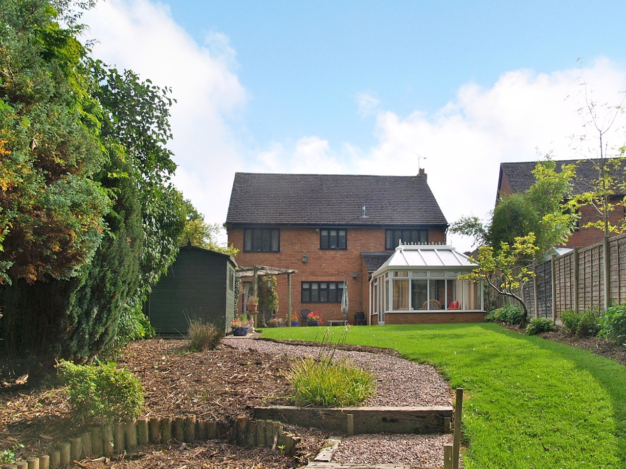 4 bedroom detached house SSTC in Birmingham - photograph 16.