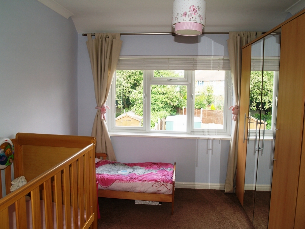 2 bedroom mid terraced house Sold in Birmingham - photograph 9.