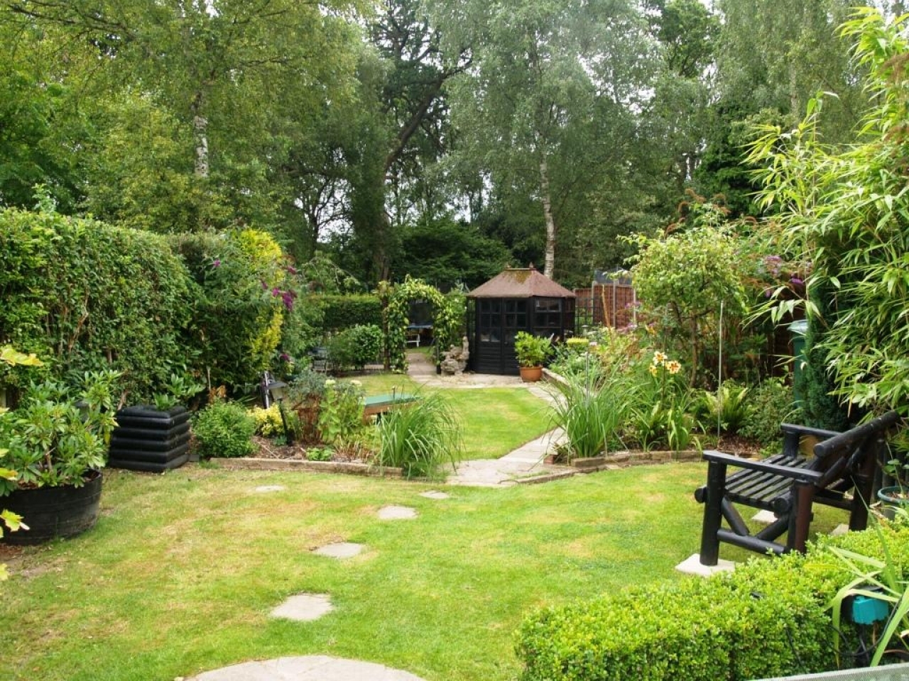 3 bedroom semi detached house SSTC in Solihull - Photograph 1.