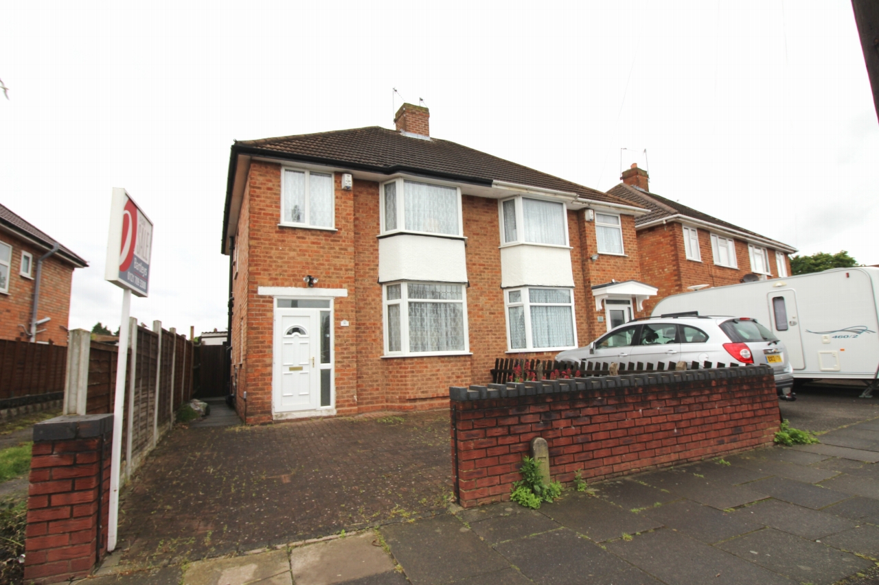 3 bedroom house SSTC in Birmingham - Main Image.