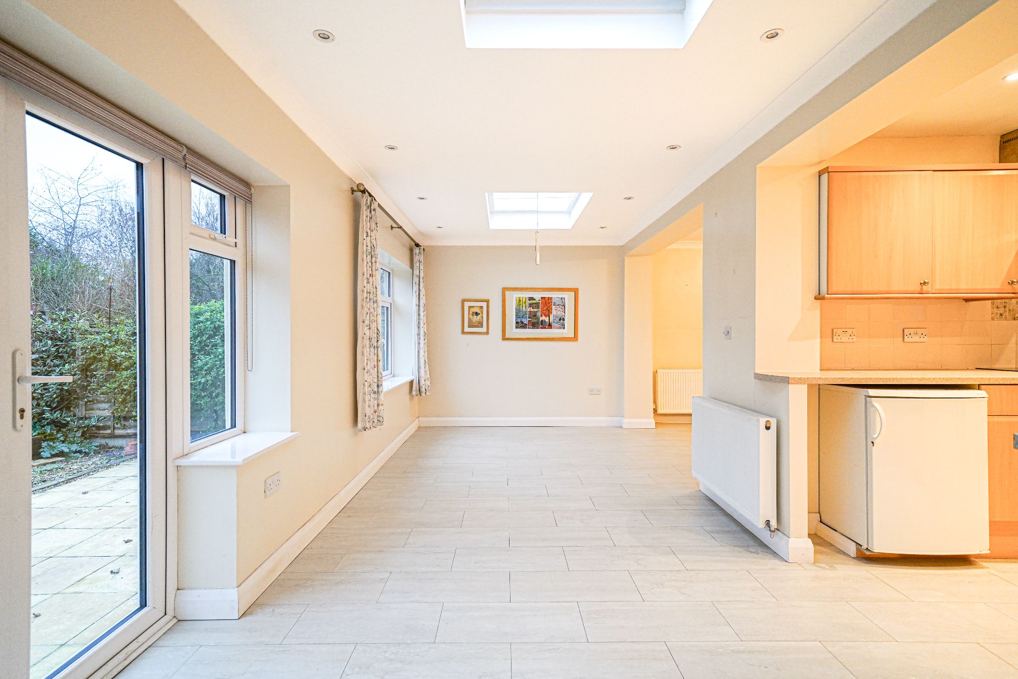 3 bedroom semi-detached house SSTC in Solihull - Photograph 6.