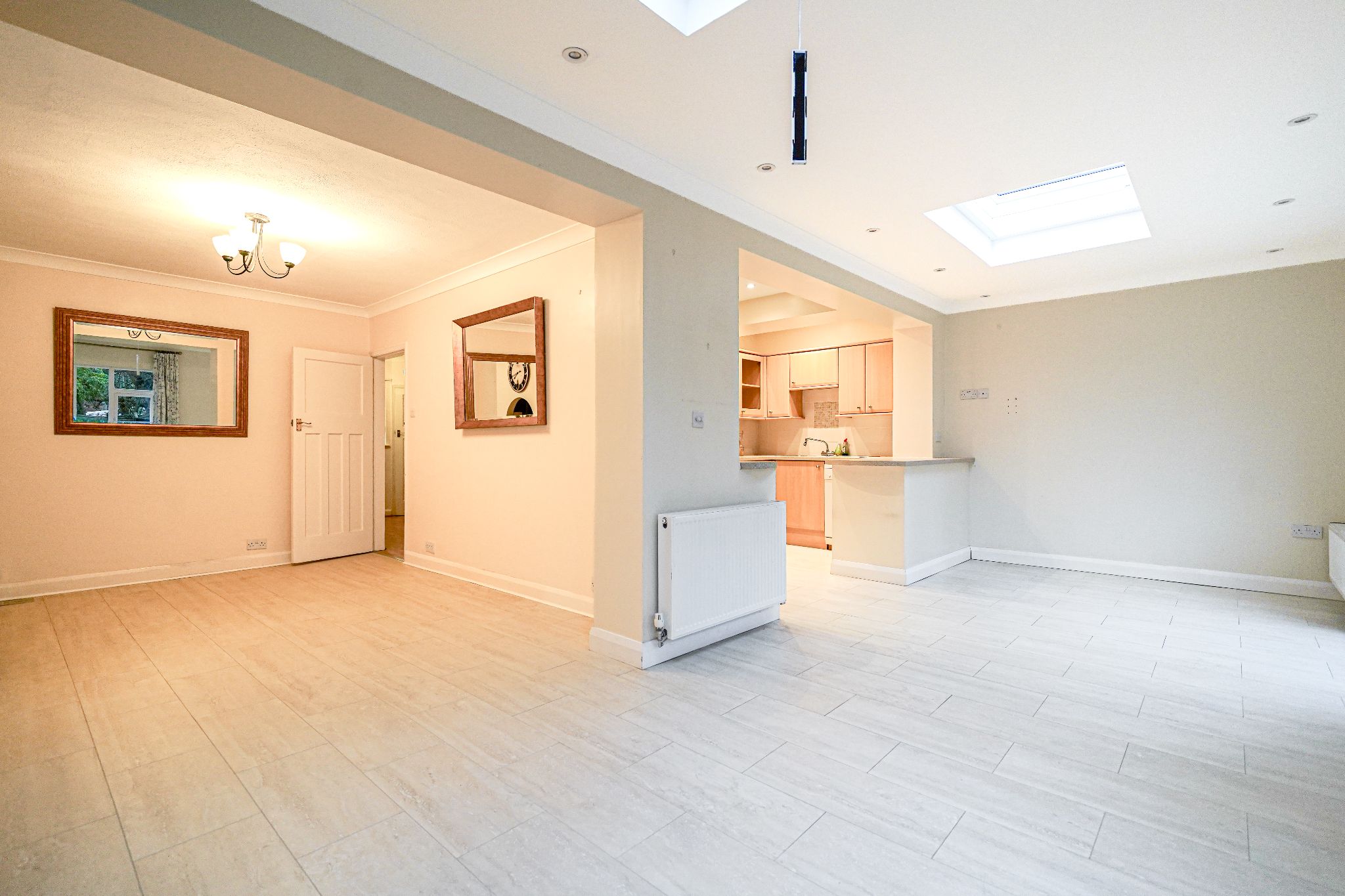 3 bedroom semi-detached house SSTC in Solihull - Photograph 7.