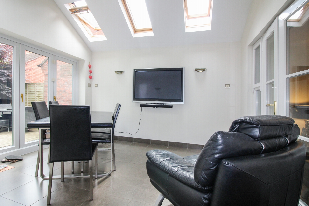 5 bedroom detached house SSTC in Solihull - photograph 9.