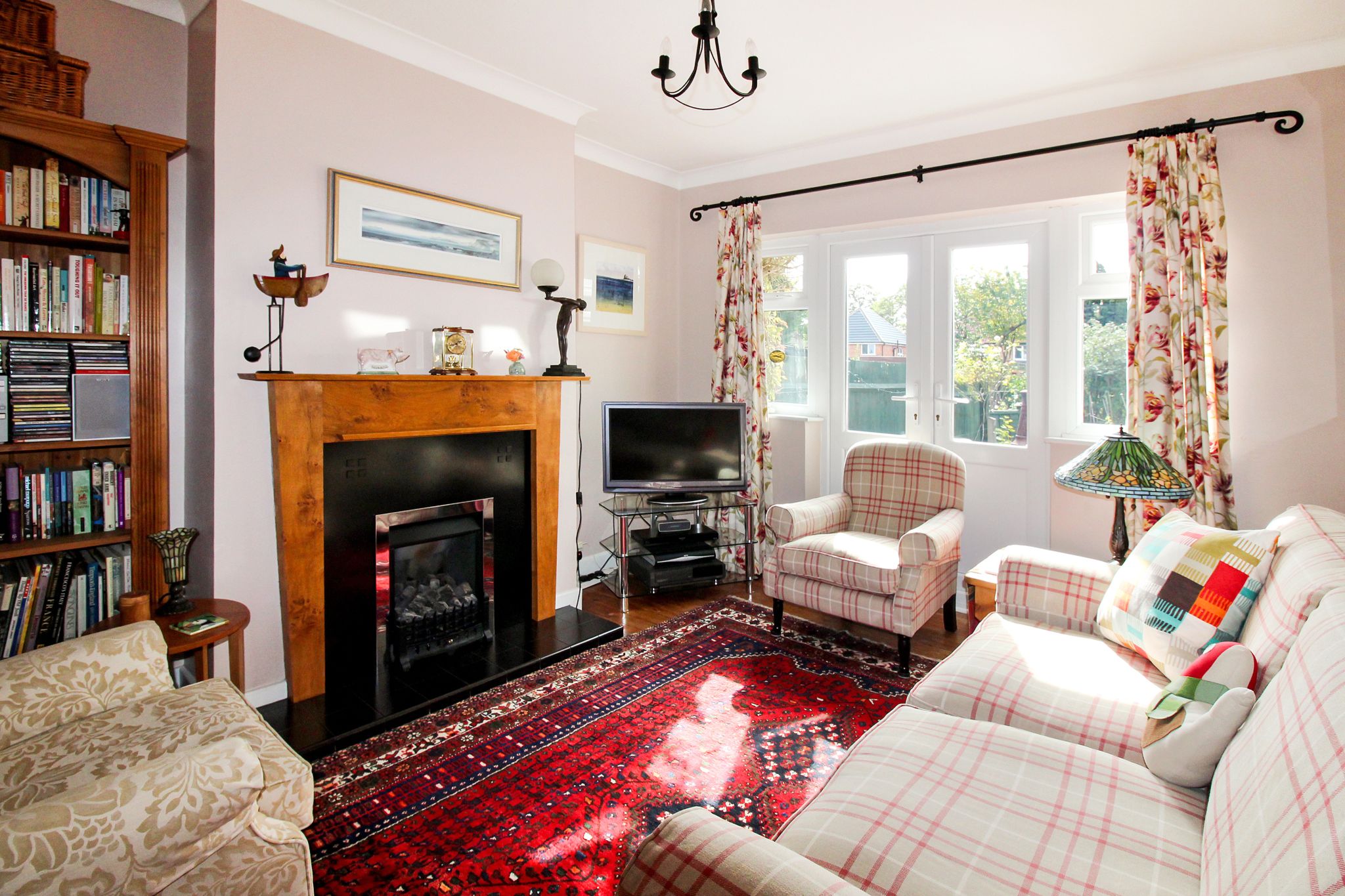 3 bedroom semi-detached house SSTC in Birmingham - Photograph 3.