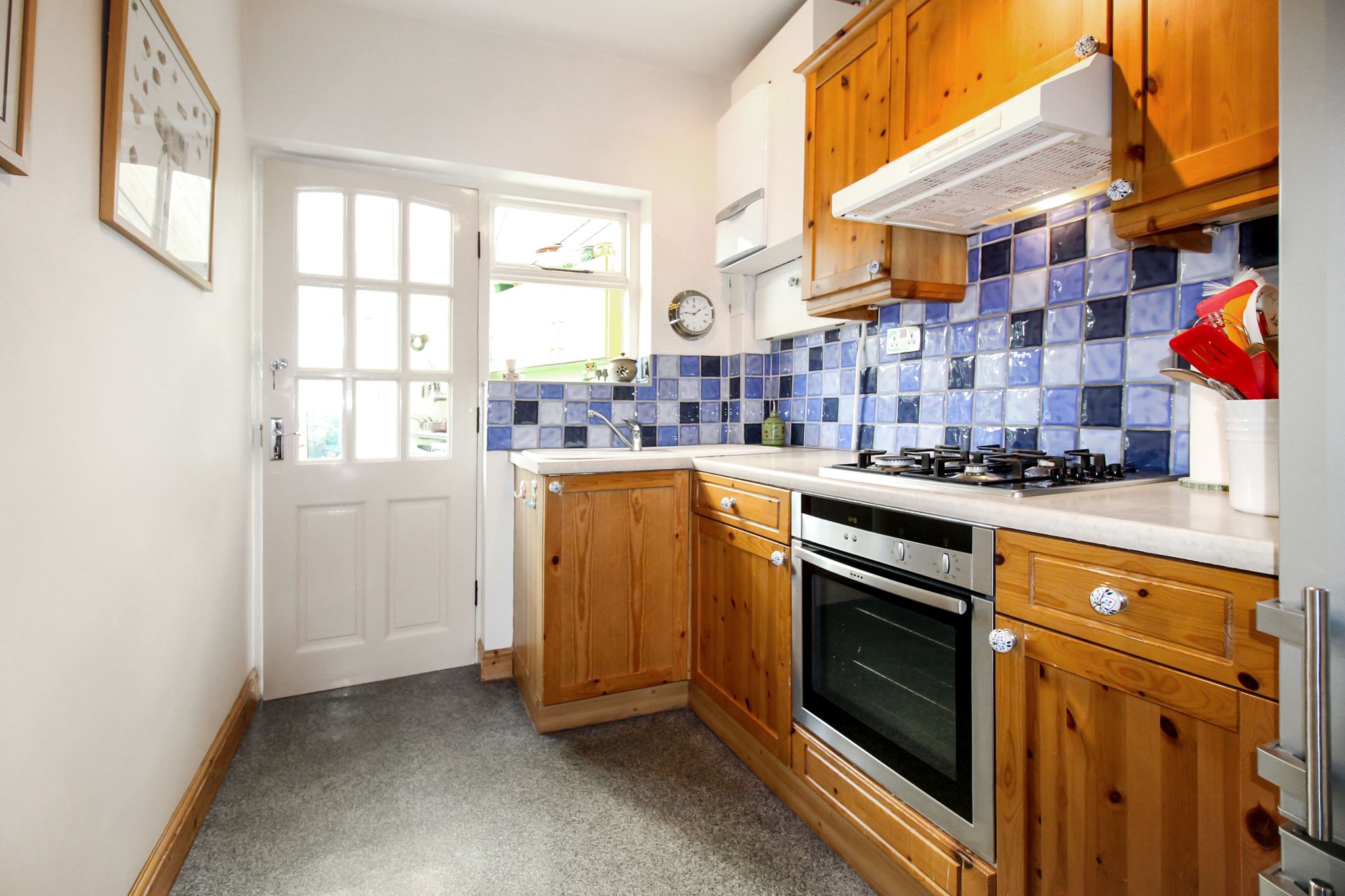 3 bedroom semi-detached house SSTC in Birmingham - Photograph 5.