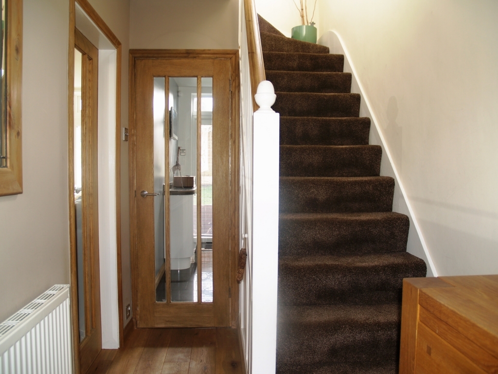 3 bedroom semi detached house Sold in Solihull - photograph 5.