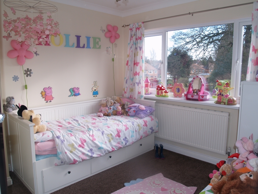 3 bedroom semi detached house Sold in Solihull - photograph 10.