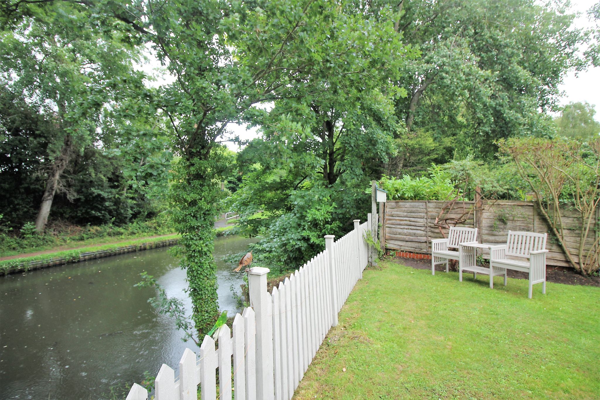 3 bedroom detached house SSTC in Solihull - Photograph 8.
