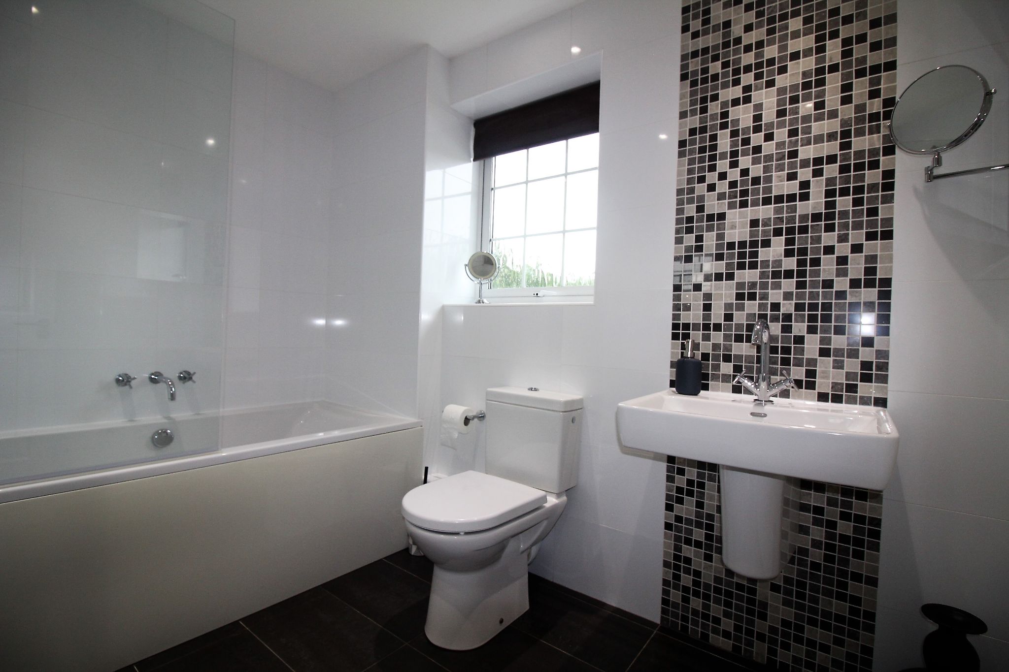 3 bedroom detached house SSTC in Solihull - Photograph 12.