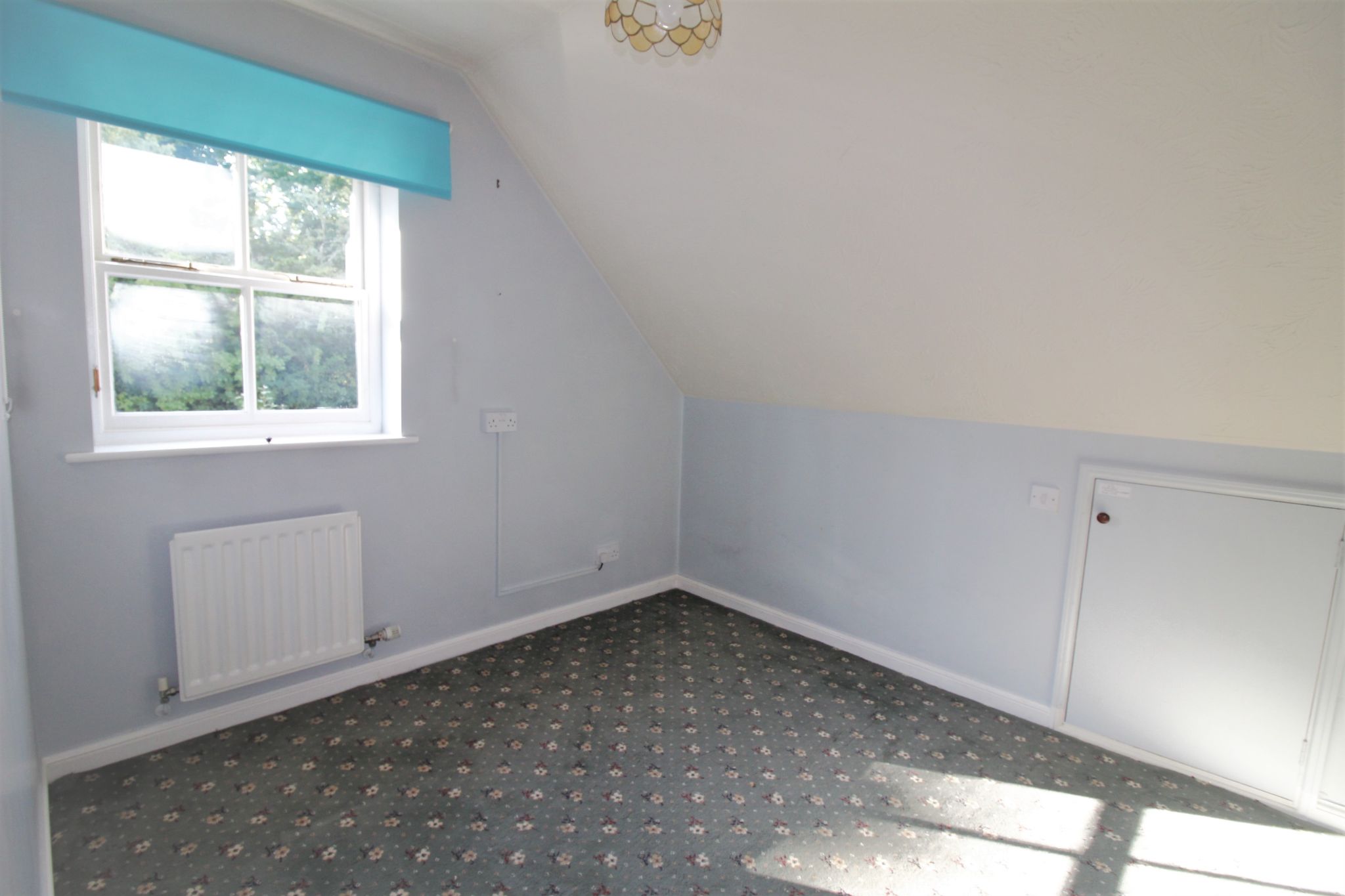 4 bedroom detached house SSTC in Solihull - Photograph 14.