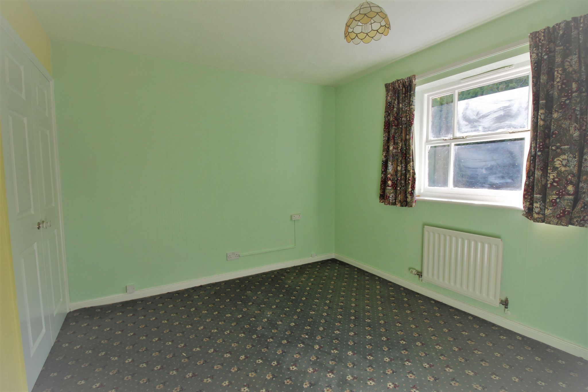 4 bedroom detached house SSTC in Solihull - Photograph 15.