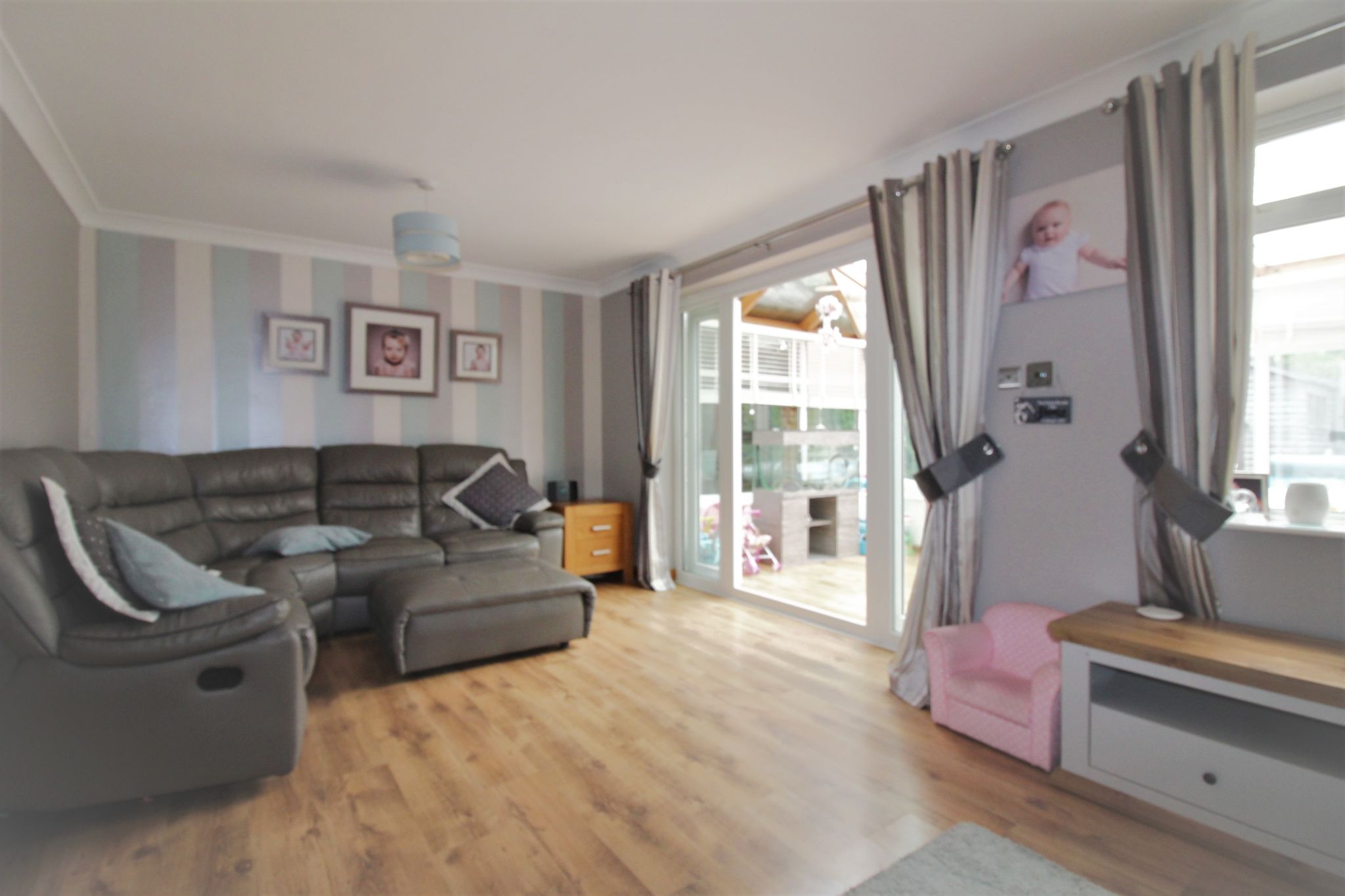 3 bedroom mid terraced house SSTC in Solihull - Photograph 5.