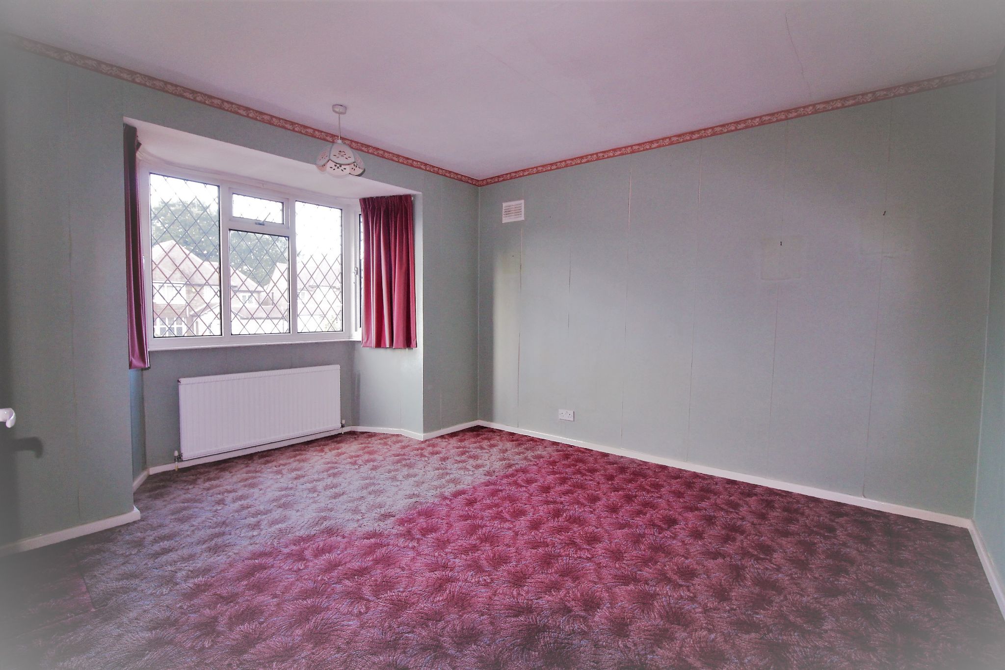 4 bedroom detached house SSTC in Solihull - Photograph 9.