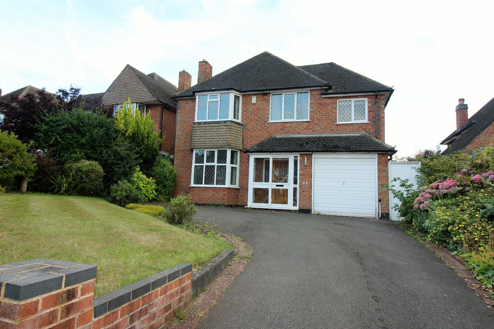 4 bedroom detached house SSTC in Solihull - Photograph 1.