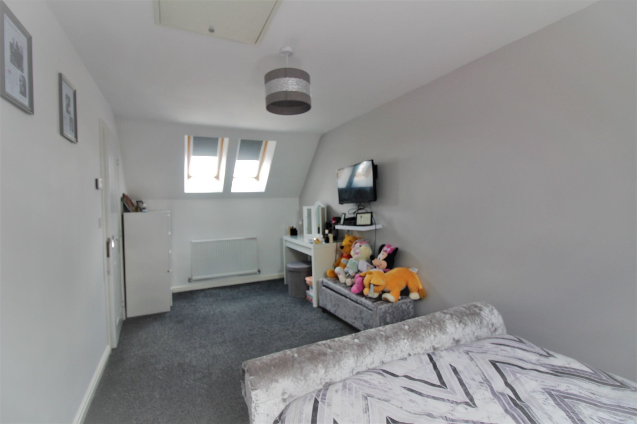 3 bedroom end terraced house SSTC in Birmingham - Photograph 6.