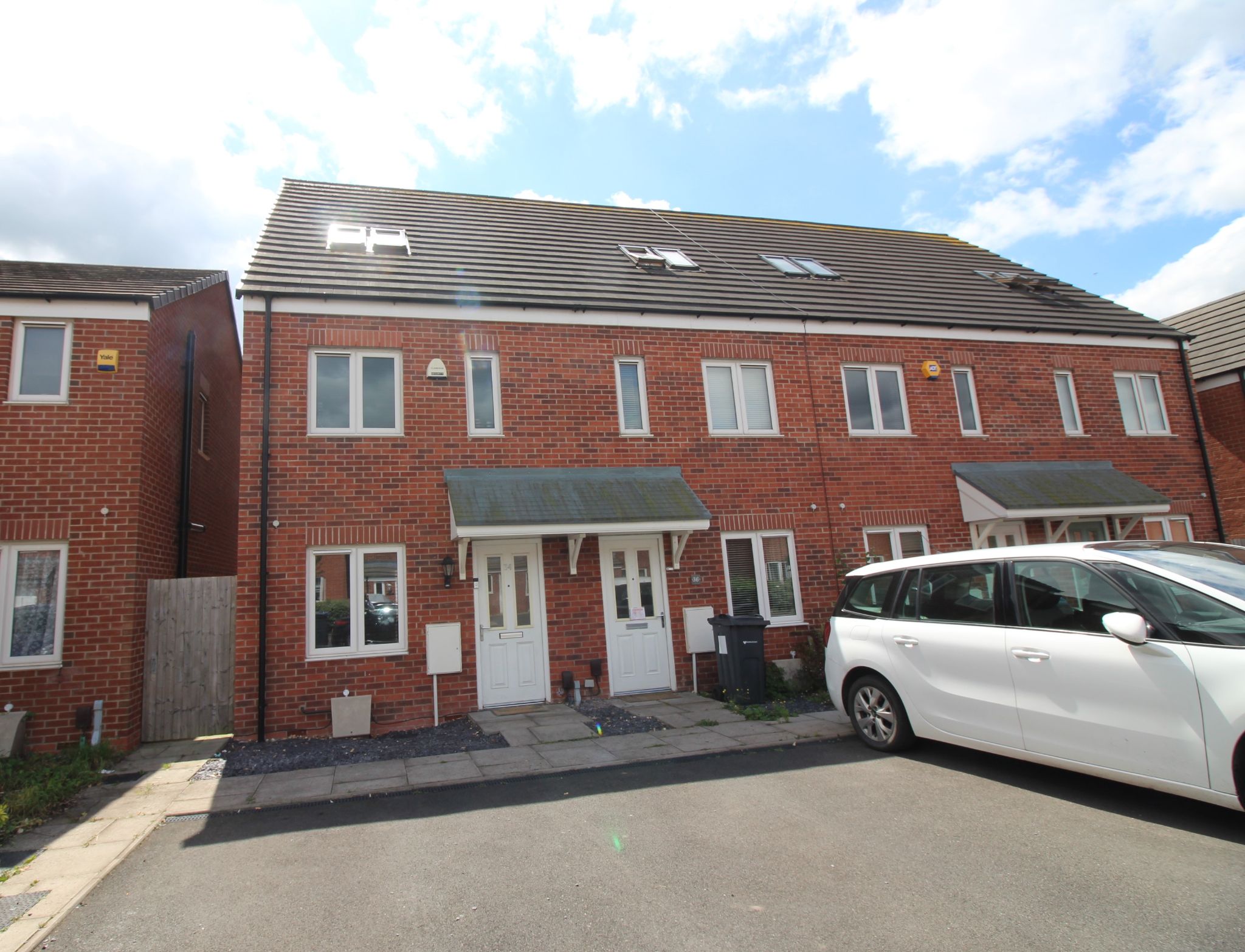 3 bedroom end terraced house SSTC in Birmingham - Photograph 1.