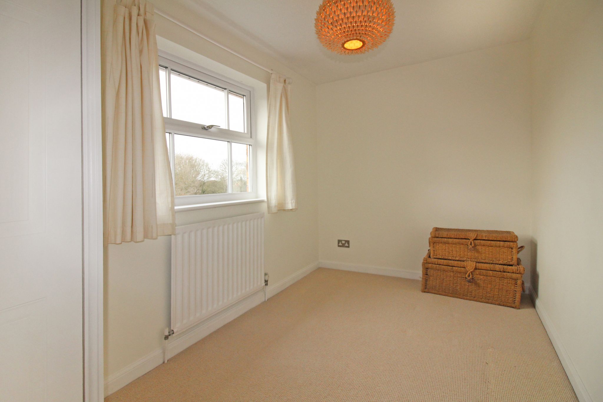 5 bedroom detached house SSTC in Solihull - Photograph 18.