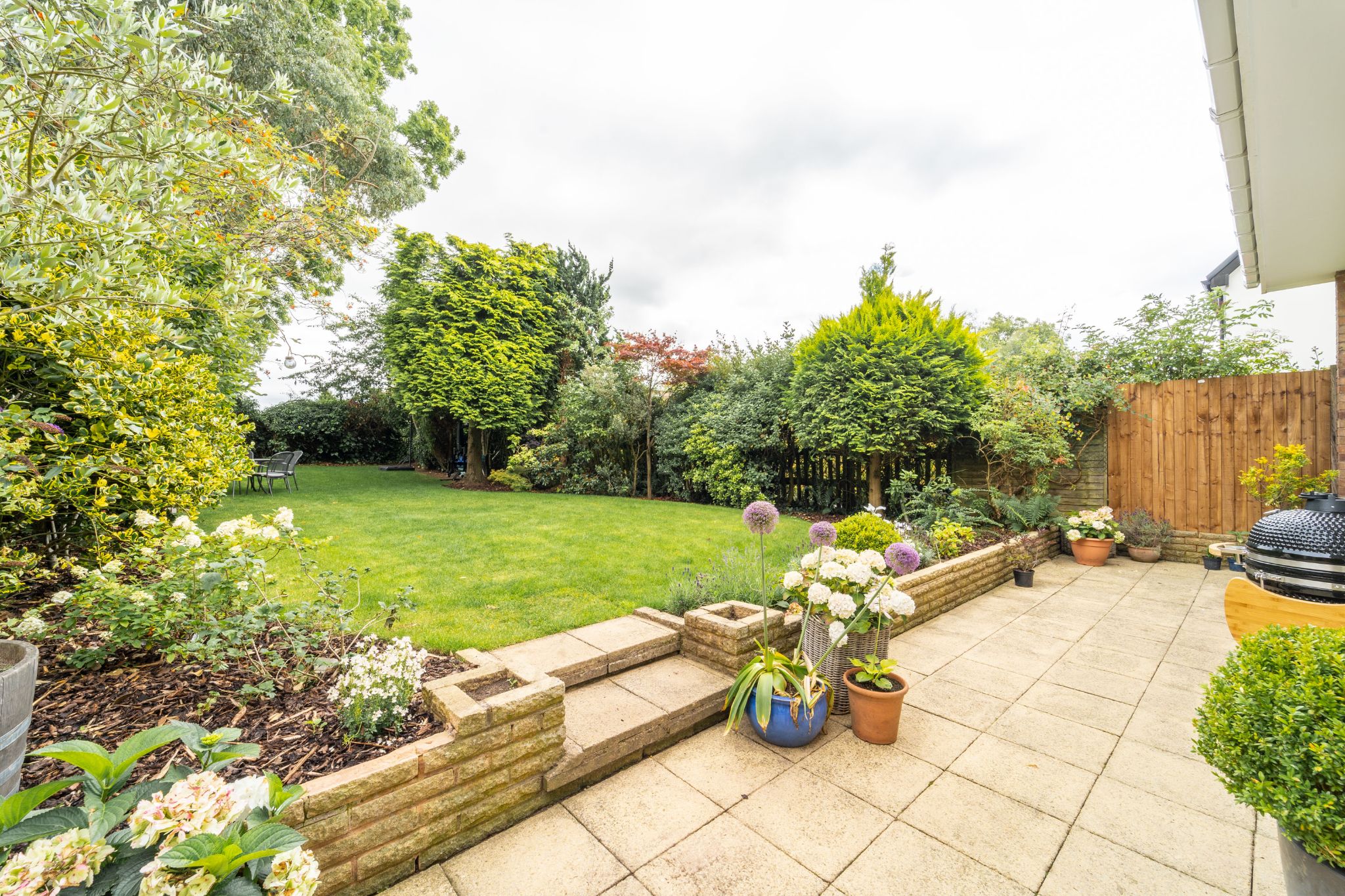 3 bedroom detached house SSTC in Solihull - Photograph 7.