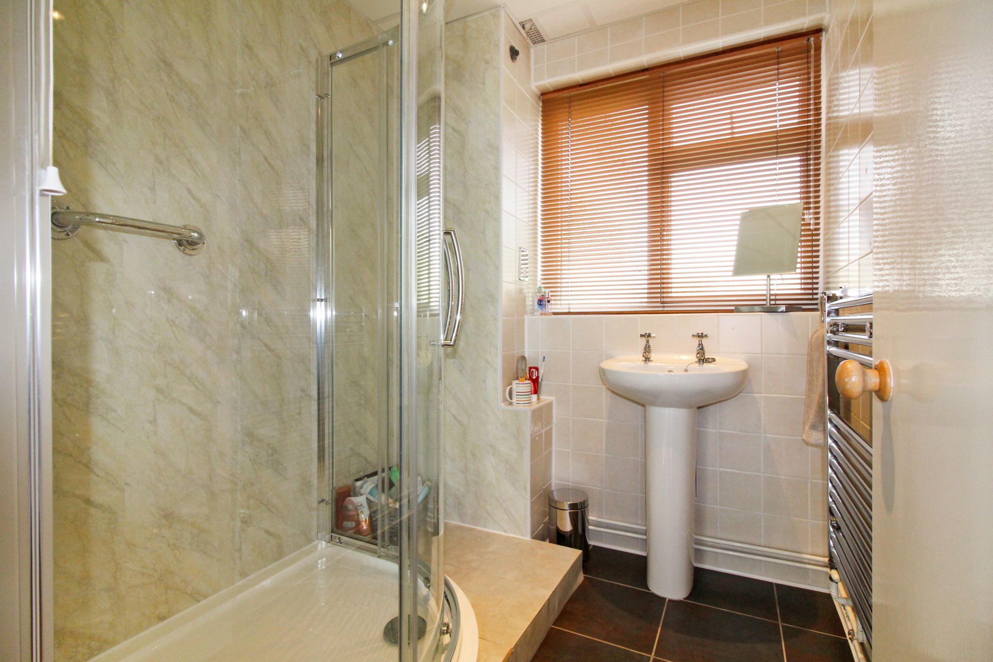 2 bedroom ground floor flat/apartment SSTC in Solihull - Photograph 10.