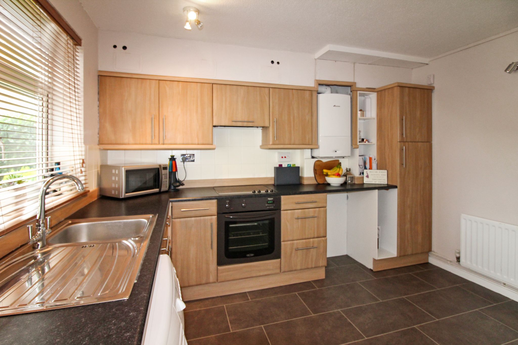 2 bedroom ground floor flat/apartment SSTC in Solihull - Photograph 4.