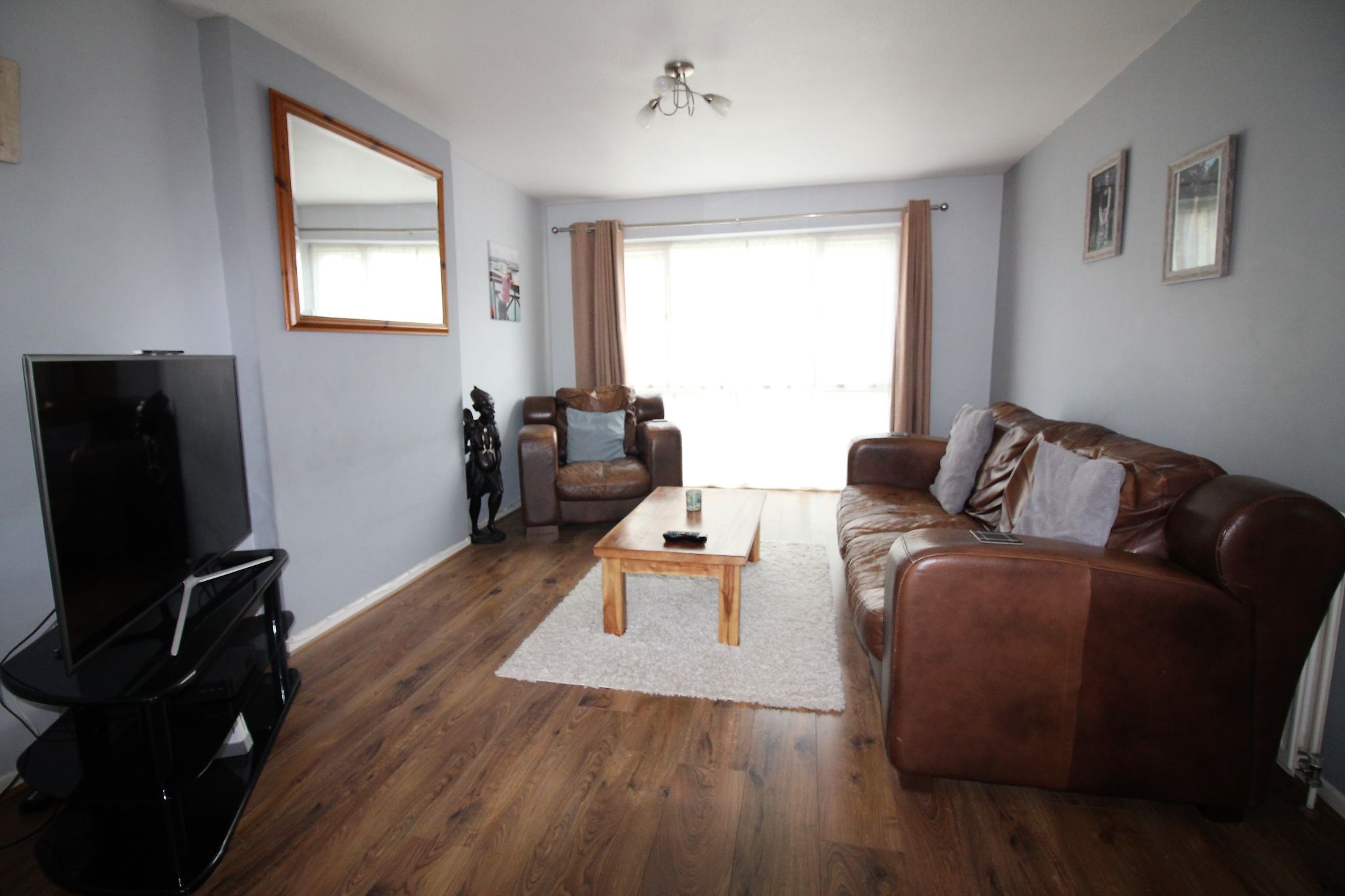 3 bedroom semi-detached house SSTC in Solihull - Photograph 3.