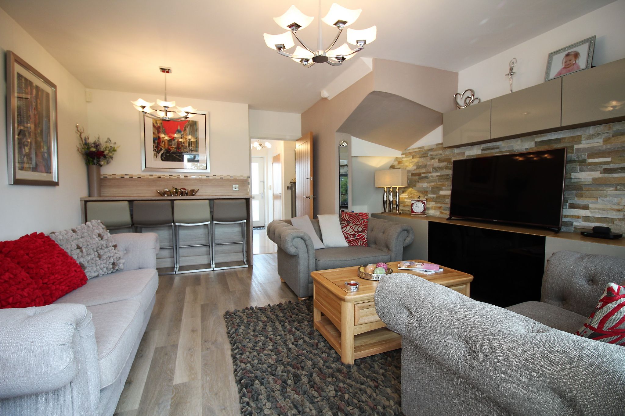 3 bedroom mews house SSTC in Solihull - Photograph 4.