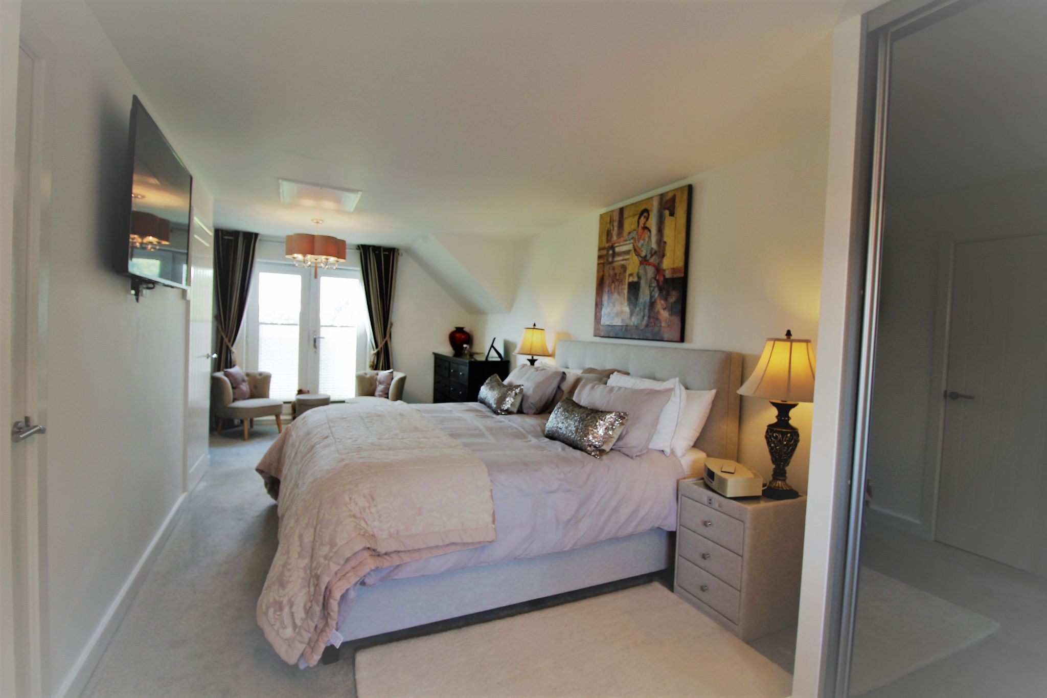 3 bedroom mews house SSTC in Solihull - Photograph 10.