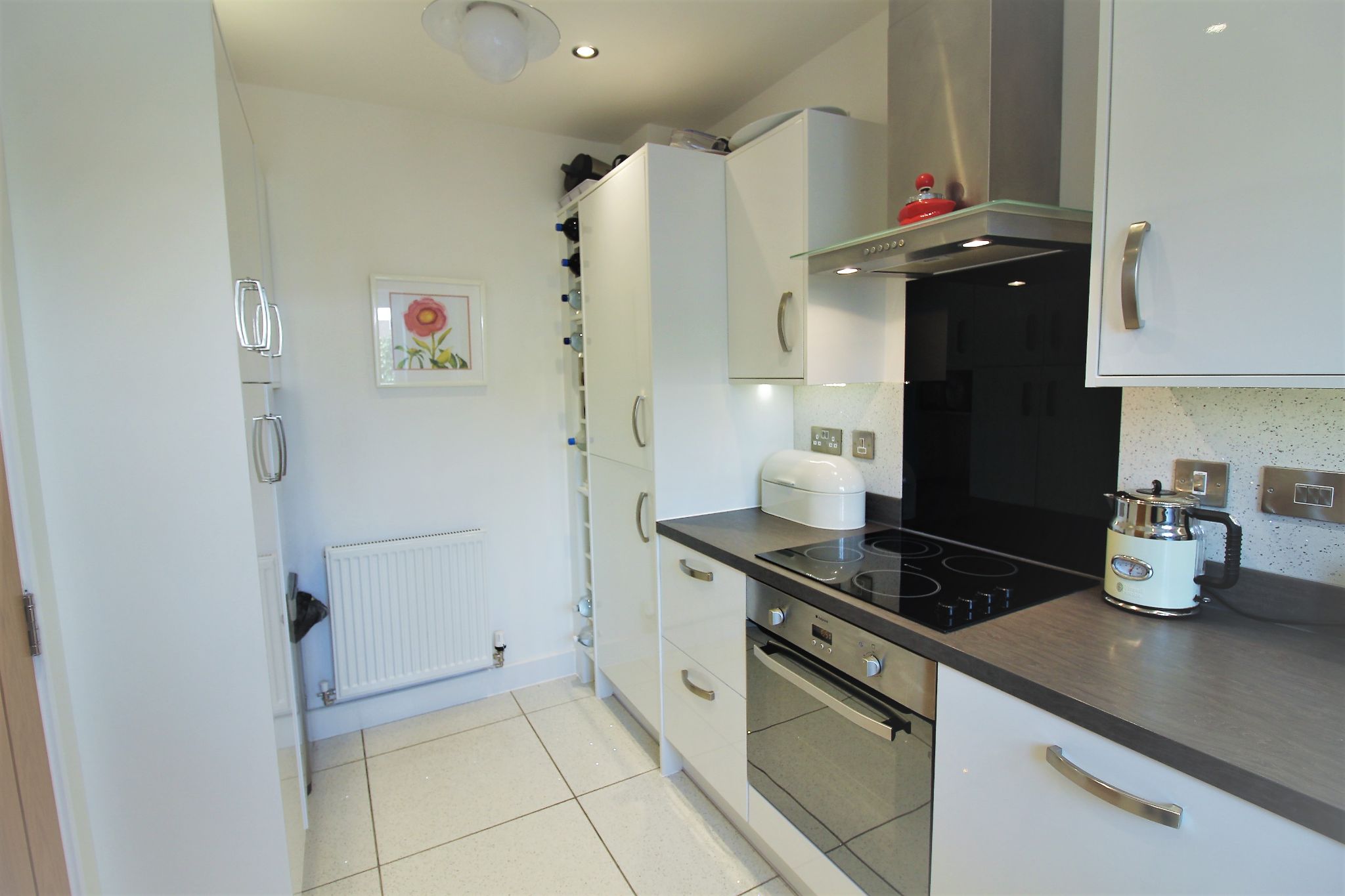 3 bedroom mews house SSTC in Solihull - Photograph 6.