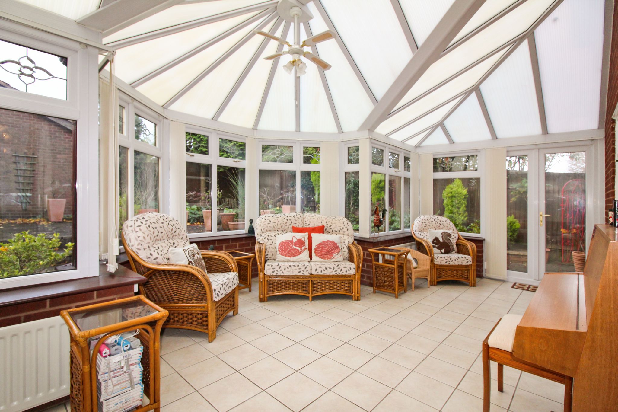 4 bedroom detached house SSTC in Solihull - Photograph 7.