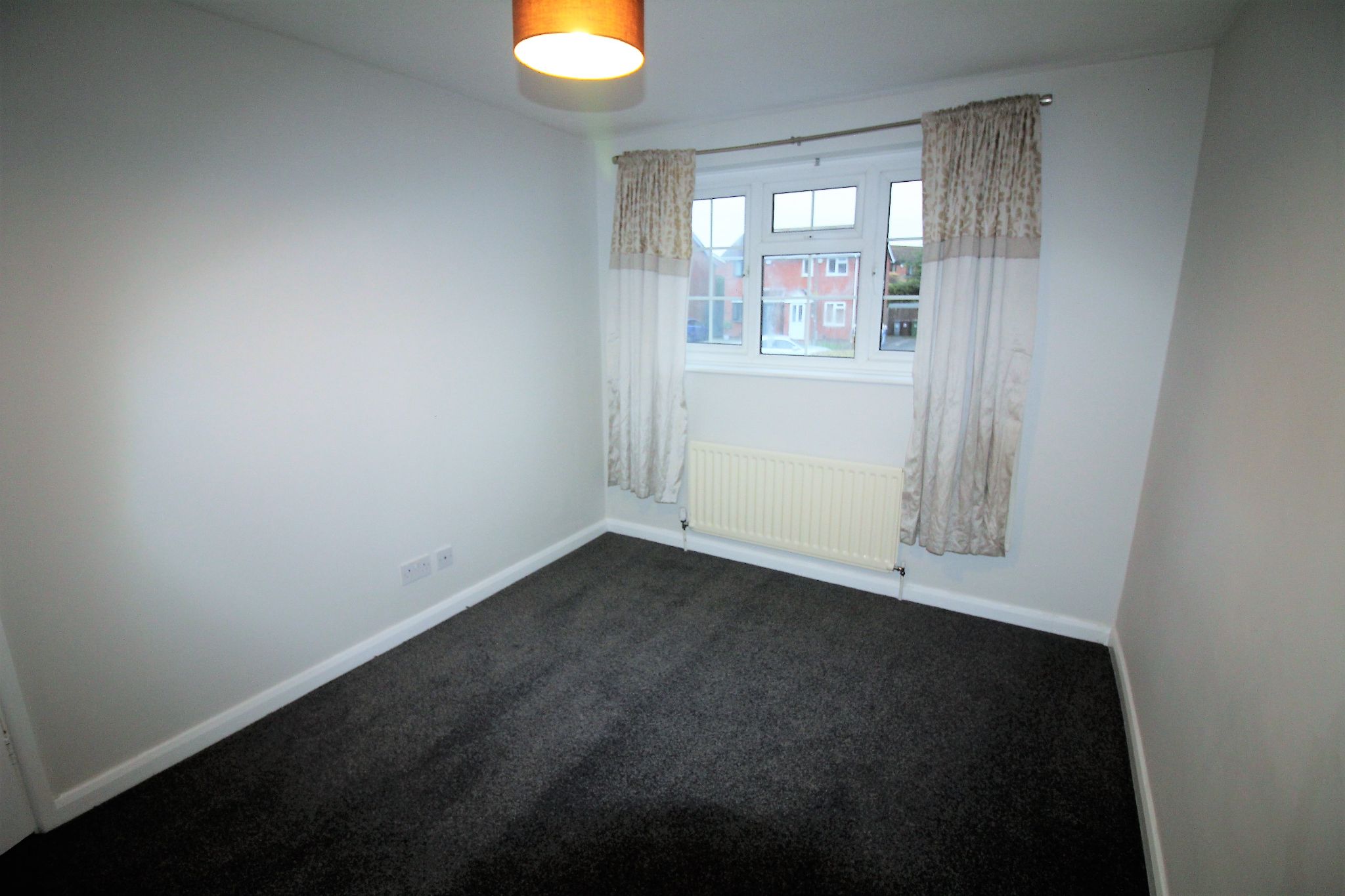 3 bedroom semi-detached house Let Agreed in Solihull - Photograph 7.