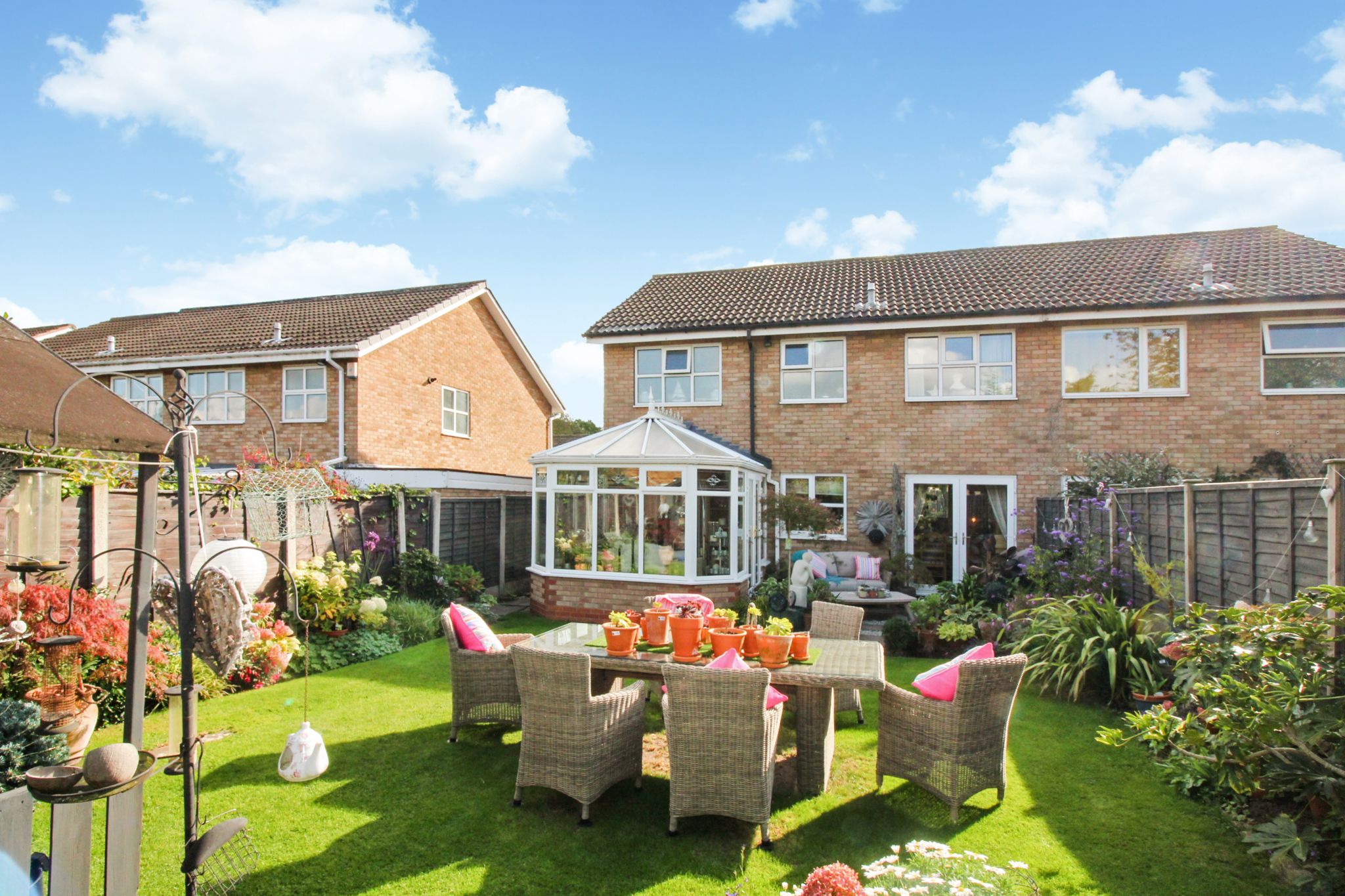 4 bedroom semi-detached house SSTC in Solihull - Photograph 12.
