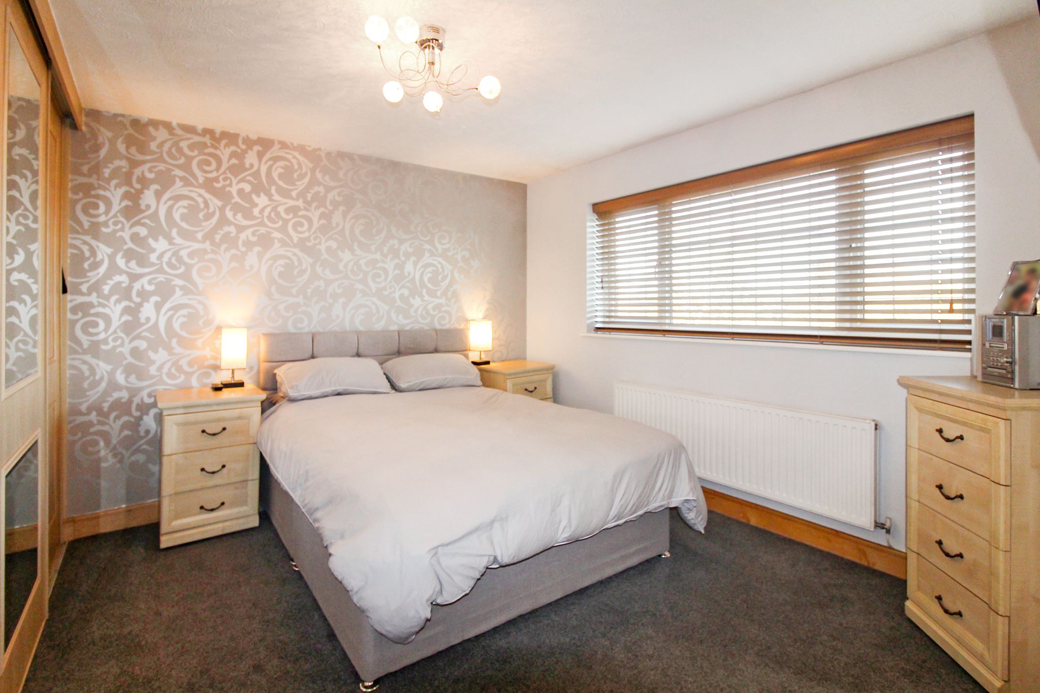 6 bedroom detached house SSTC in Solihull - Photograph 16.