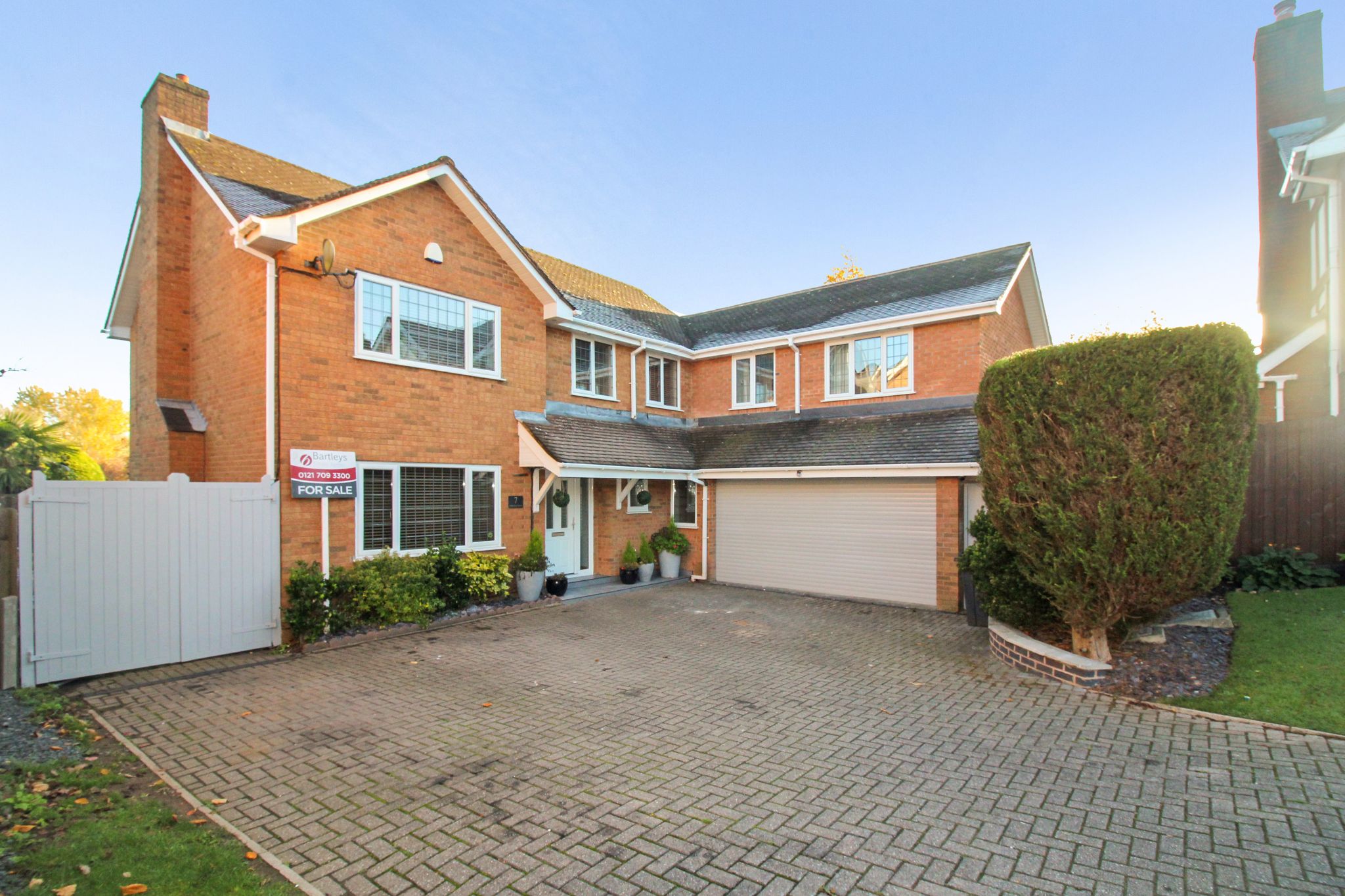 6 bedroom detached house SSTC in Solihull - Photograph 1.