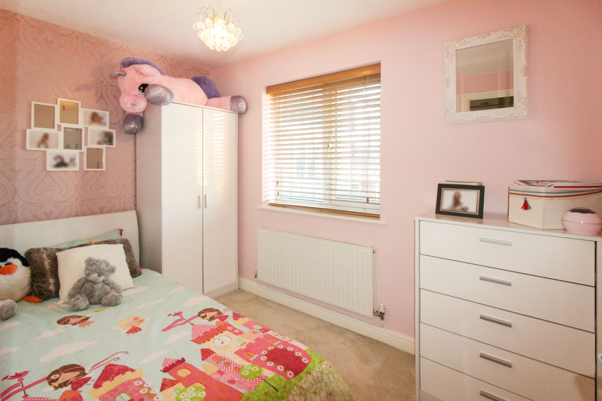 6 bedroom detached house SSTC in Solihull - Photograph 23.