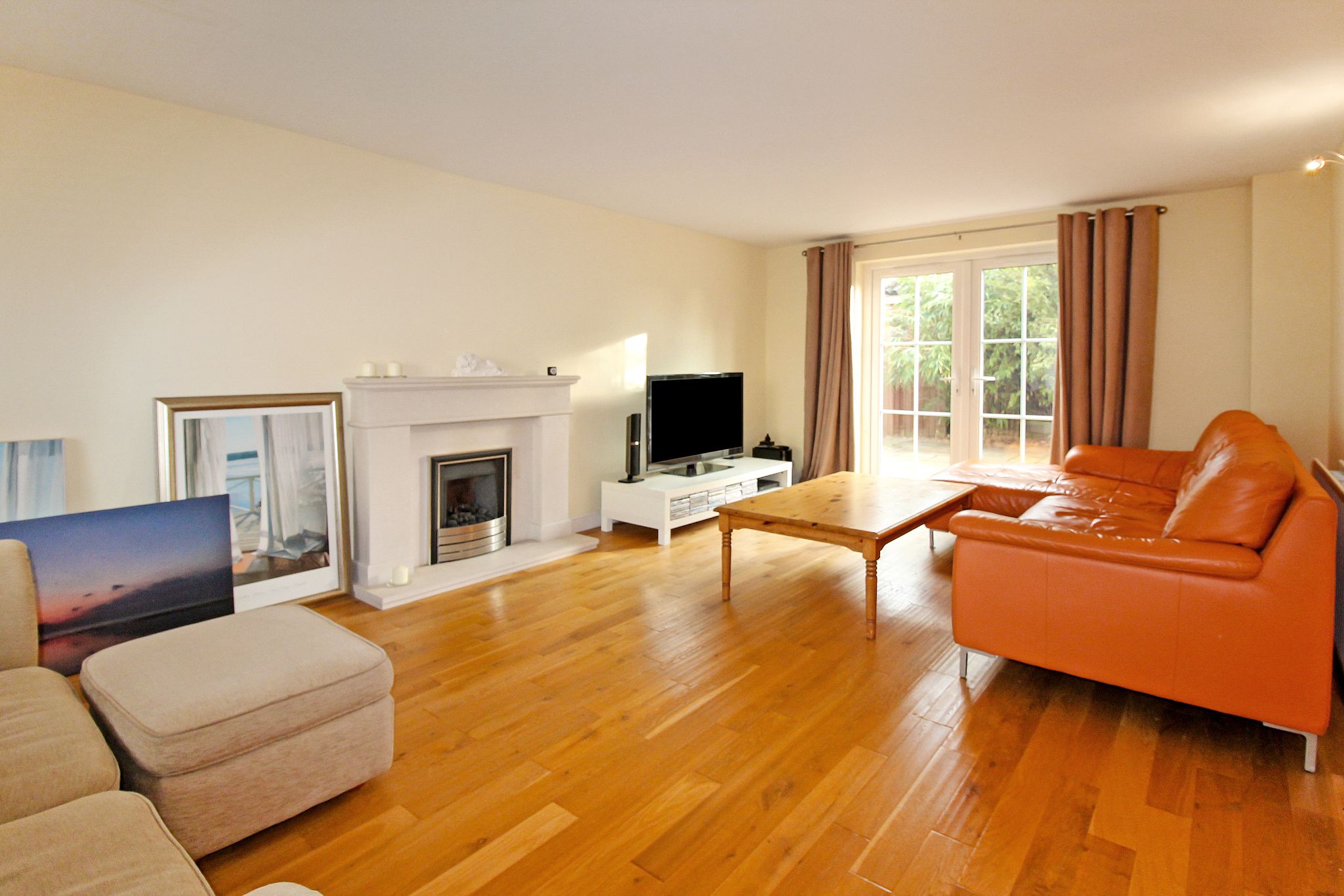 3 bedroom end terraced house SSTC in Solihull - Photograph 3.