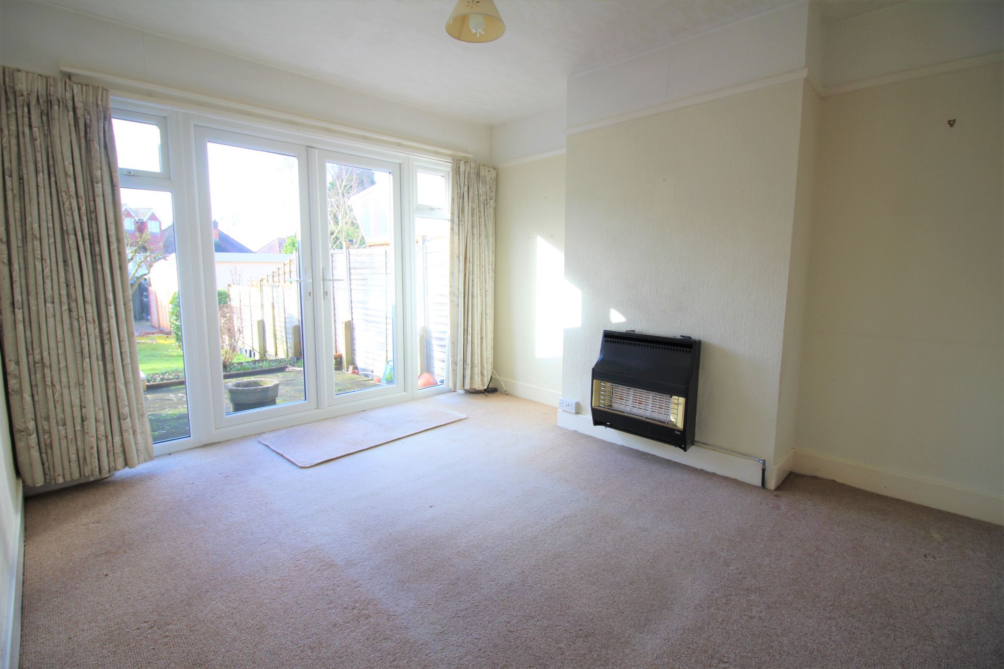 3 bedroom semi-detached house SSTC in Birmingham - Photograph 2.