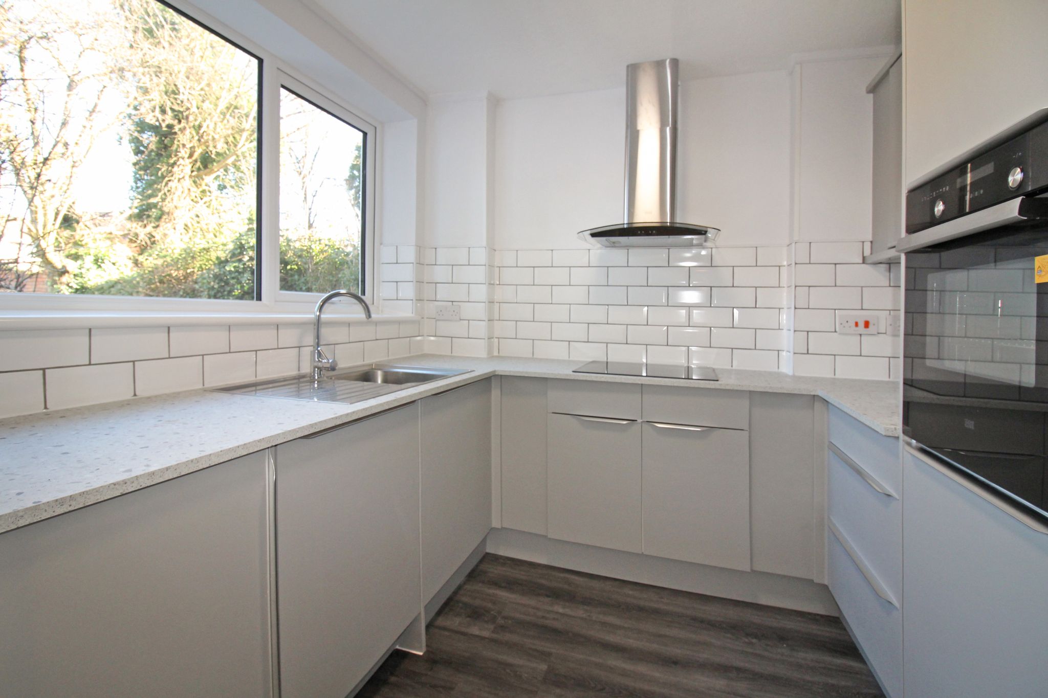 2 bedroom apartment flat/apartment SSTC in Birmingham - Photograph 3.