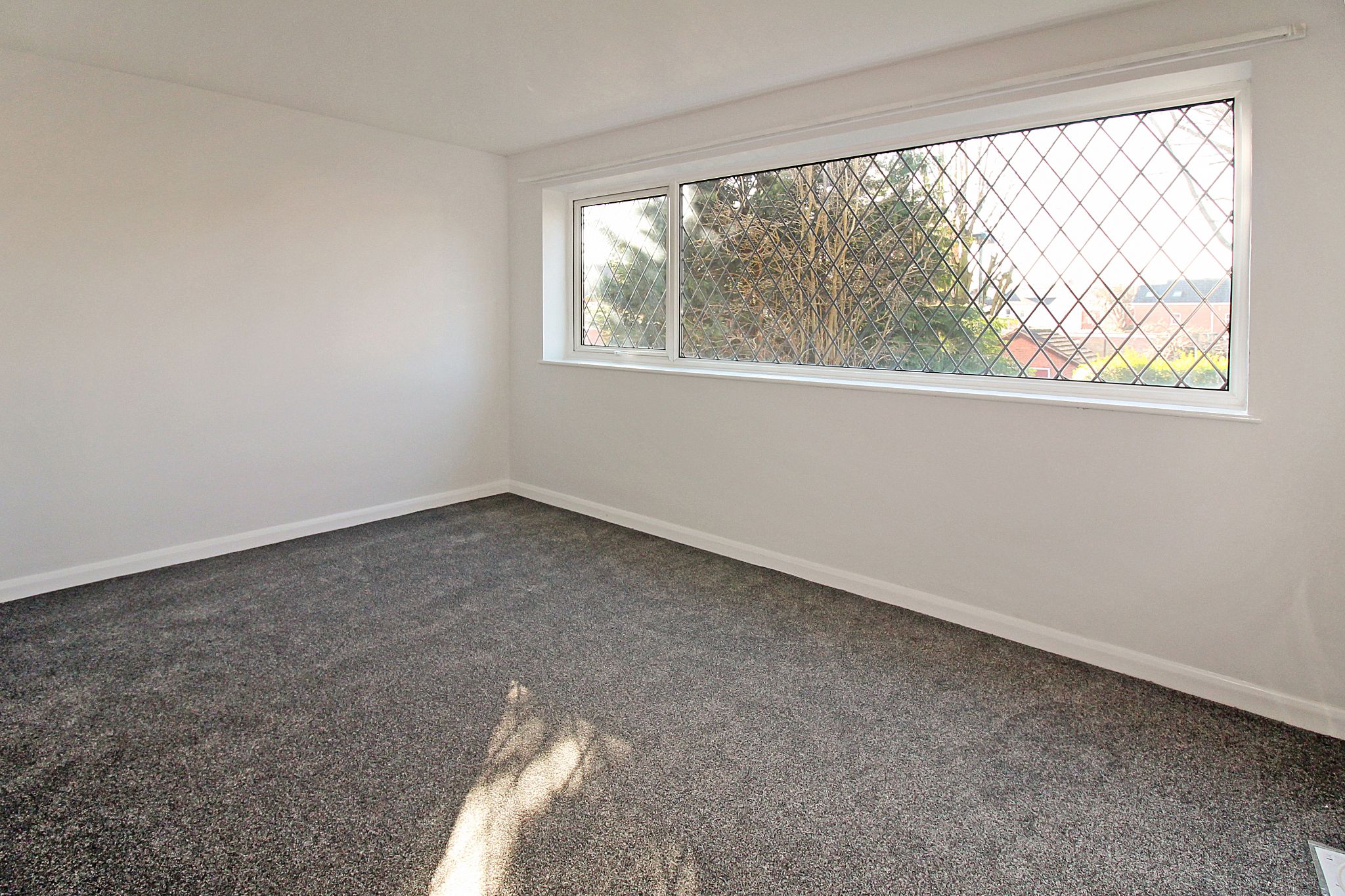 2 bedroom apartment flat/apartment SSTC in Birmingham - Photograph 7.